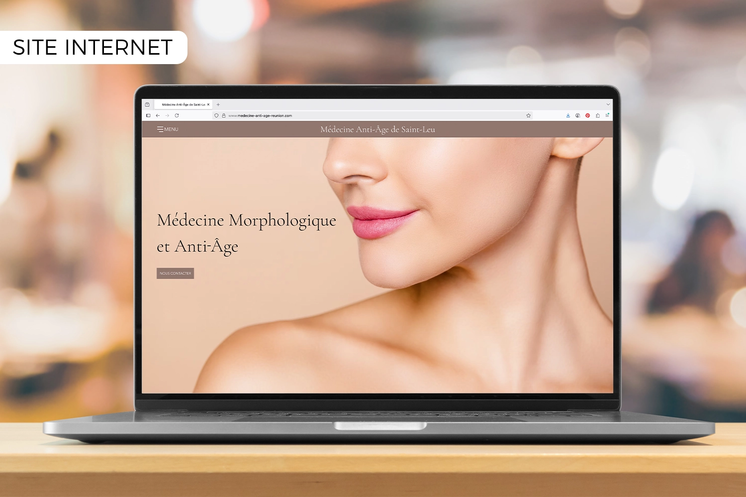 Aurélie Rivière, graphiste professionnelle à l'Ile de la Réunion