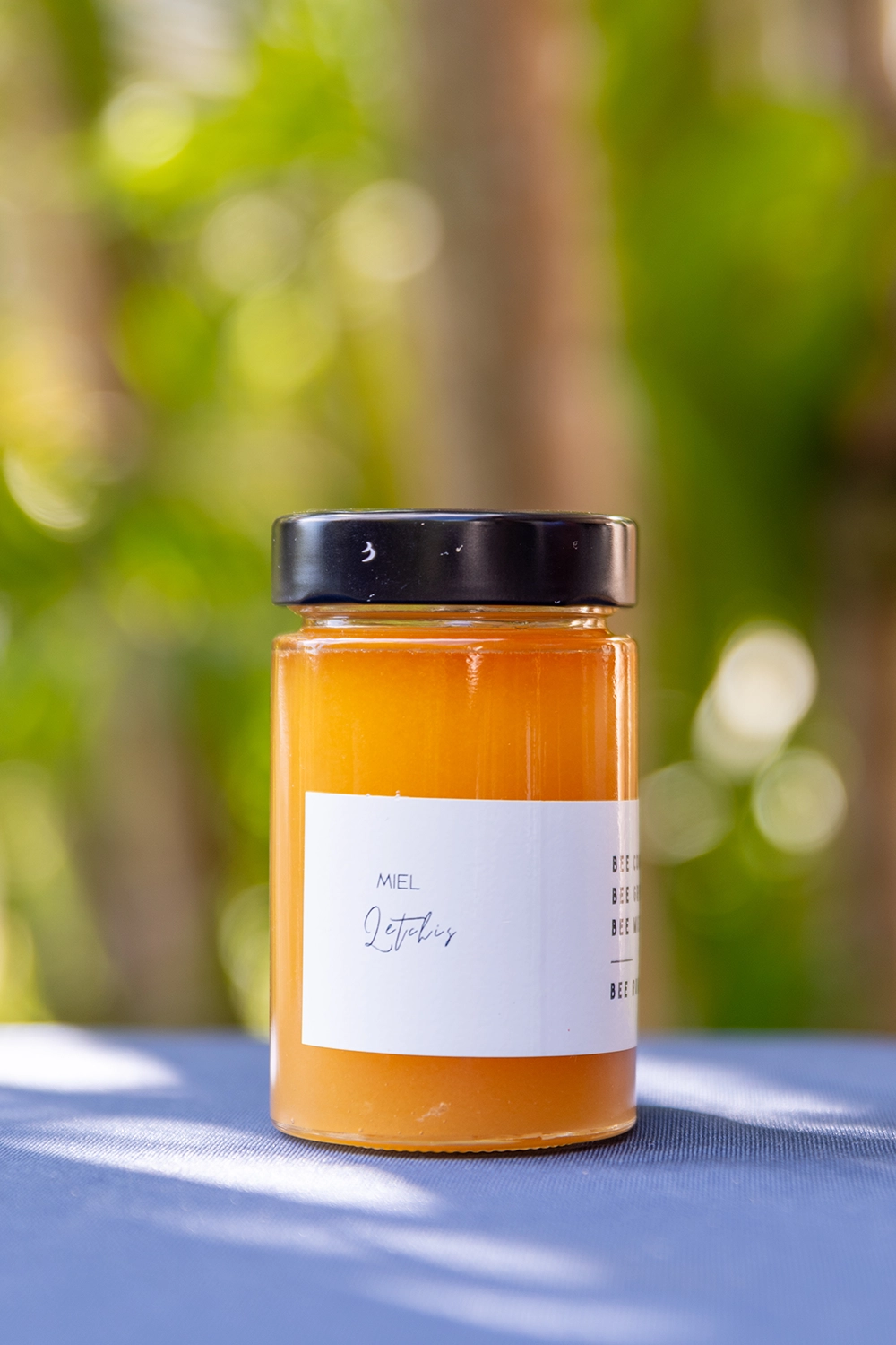 Pack-shot de produit réalisé par Aurélie Rivière, photographe à l'Ile de la Réunion